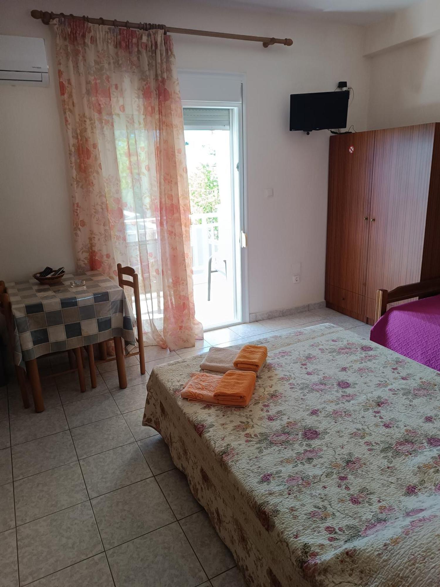 Anestis Apartments & Rooms PalaiónTsiflíkion Zewnętrze zdjęcie